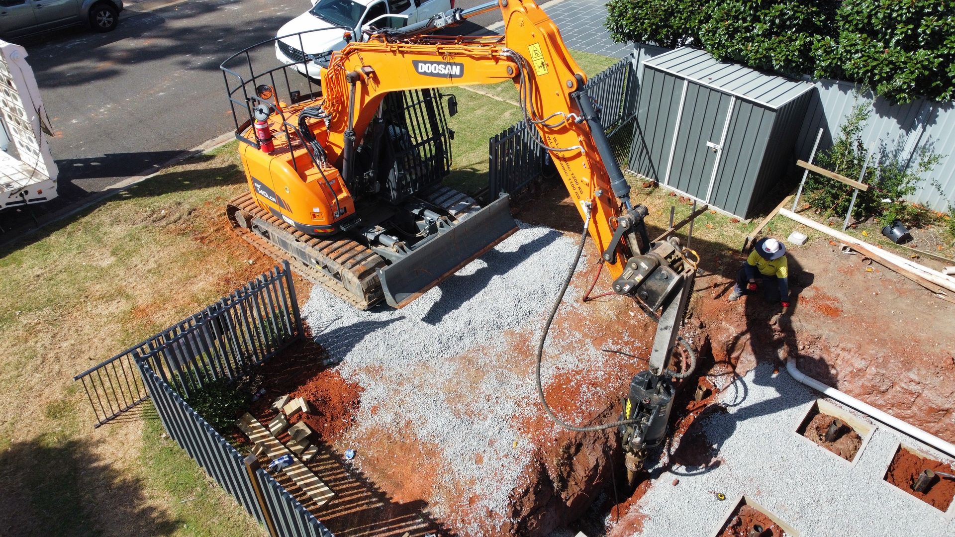 Steel Screw Piles &ndash; Ormiston Pool