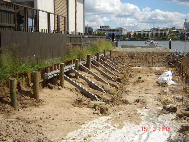 Steel Sheet Piles and Timber Piles - Brisbane River at Quay Street, Bulimba